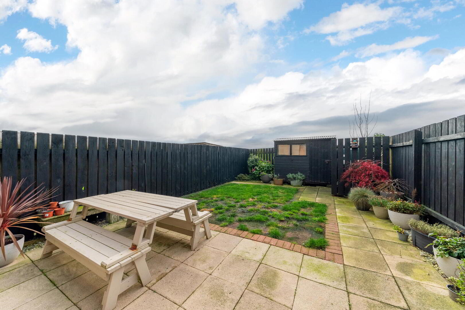 12 Stonebridge Square 21 of 22