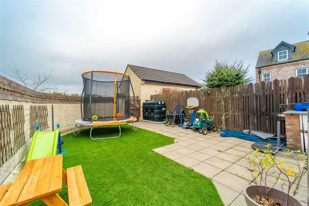 21 Avonmore Court 22 of 27