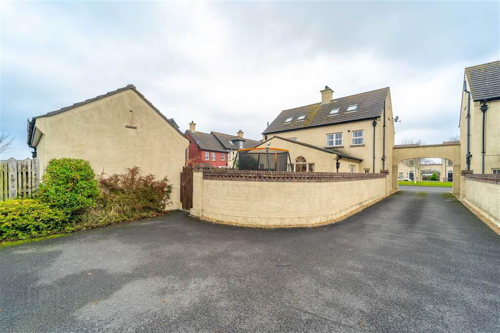 21 Avonmore Court 23 of 27