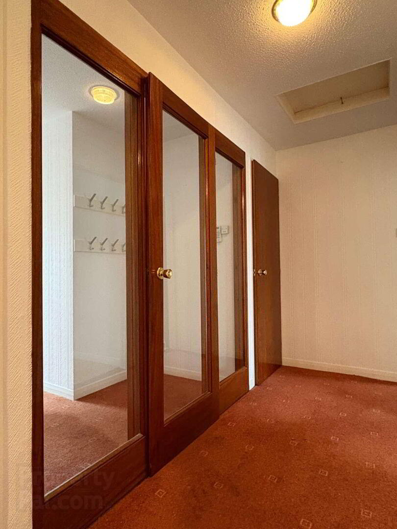 100a Brook Street 4 of 28