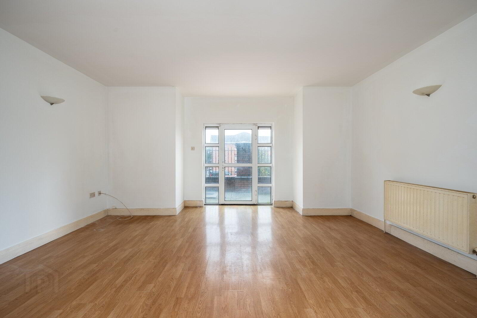 property description image