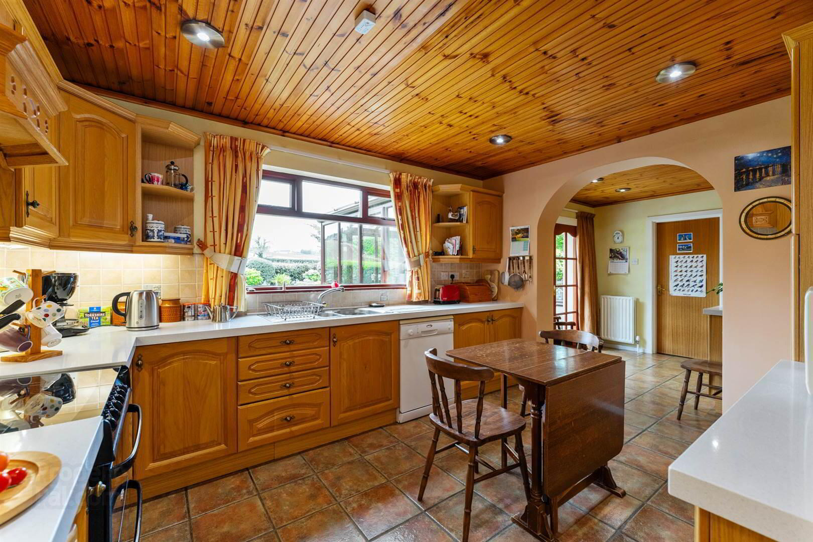 5 Brooklands Drive 7 of 18