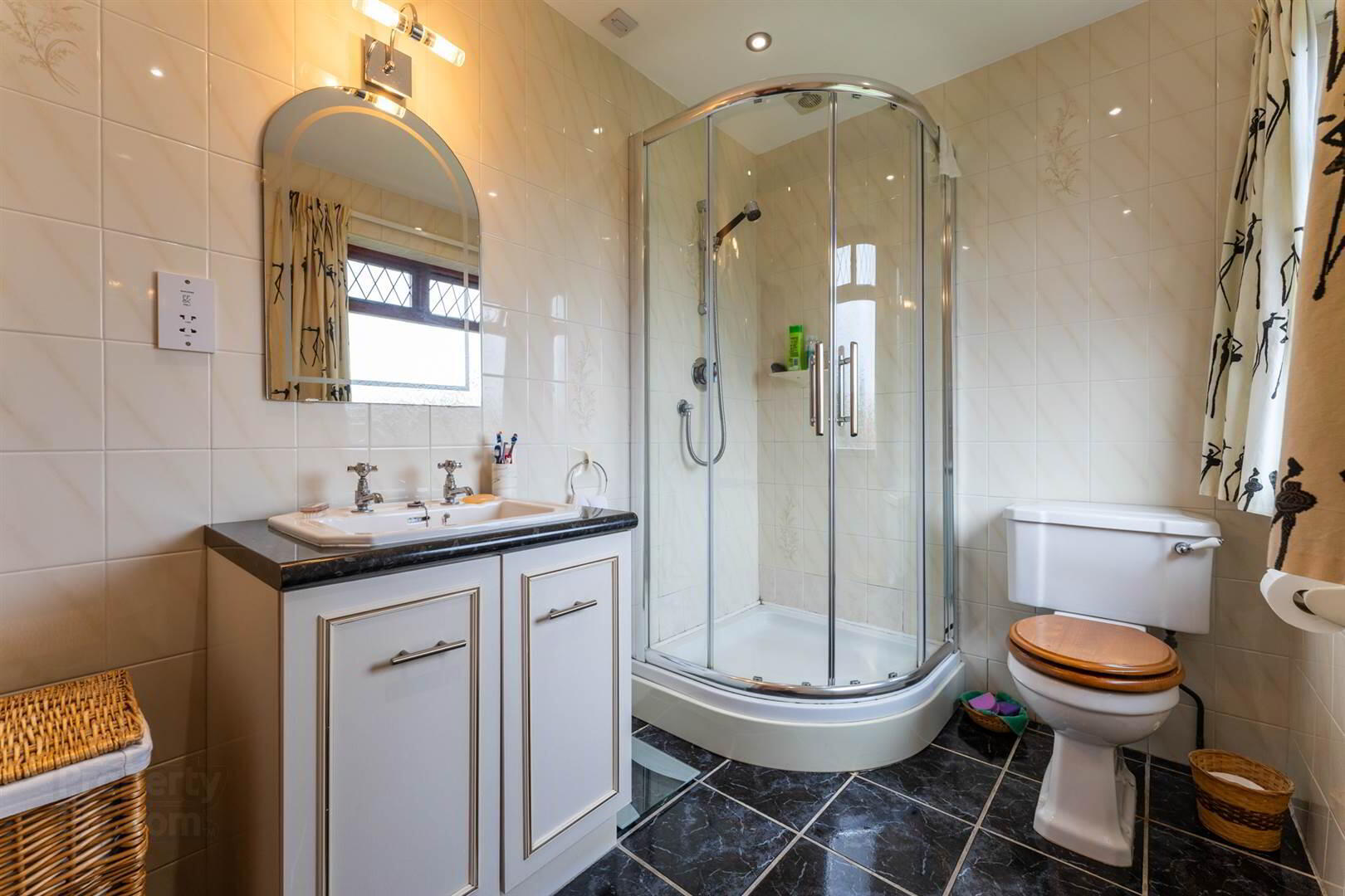 5 Brooklands Drive 11 of 18