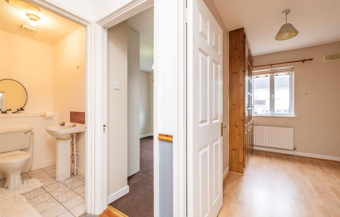 18 Monastery Gate Avenue 11 of 25