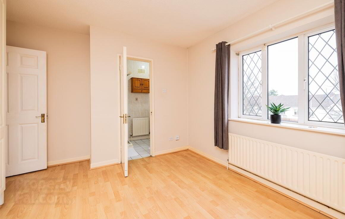 18 Monastery Gate Avenue 17 of 25