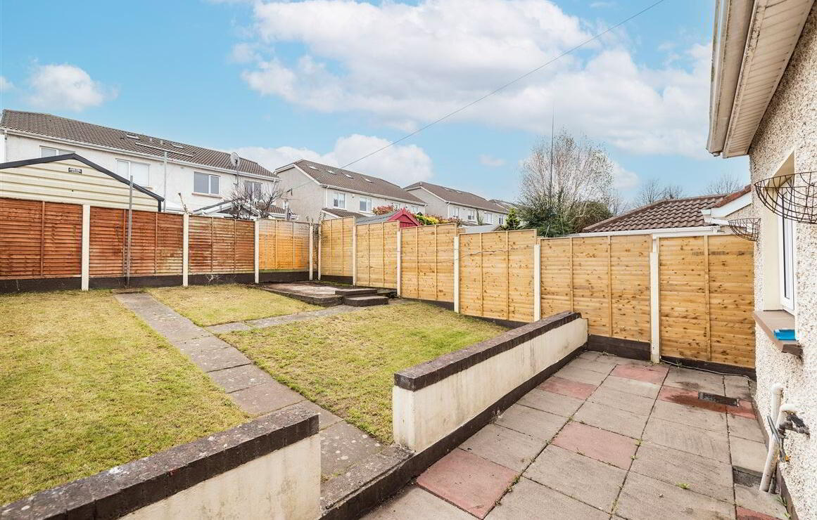 18 Monastery Gate Avenue 20 of 25