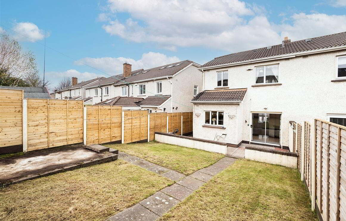 18 Monastery Gate Avenue 22 of 25