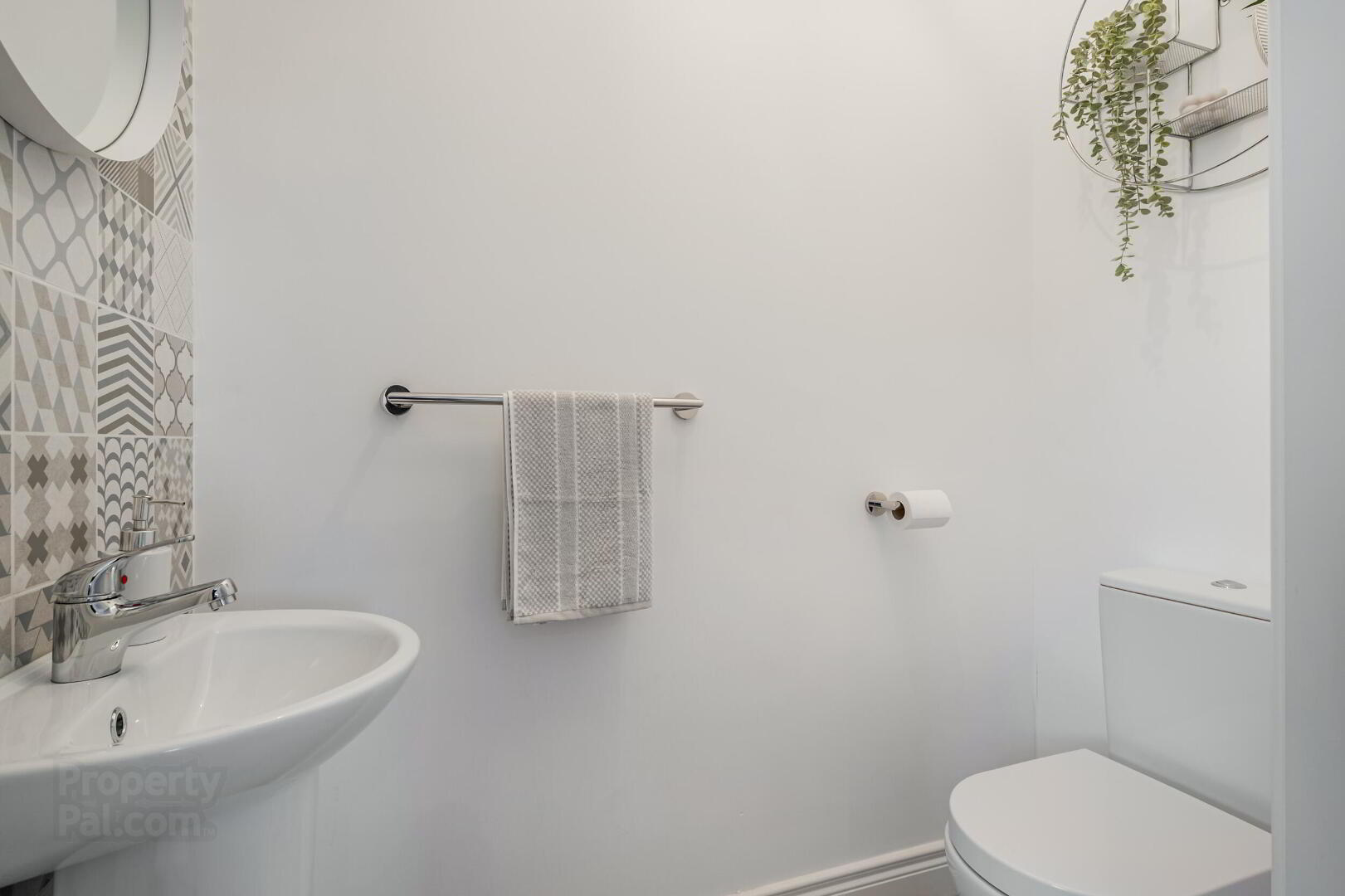 18 Rowanvale Crescent 24 of 46