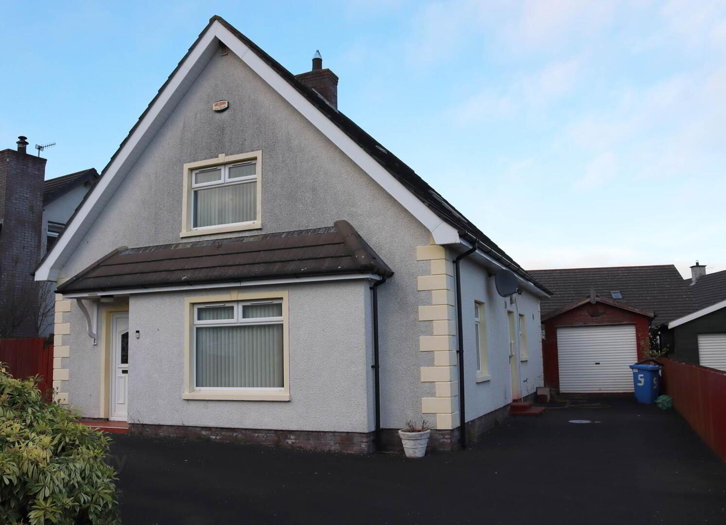 property description image