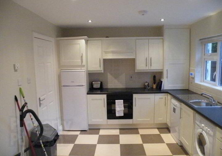 13 St. James Mews 8 of 20