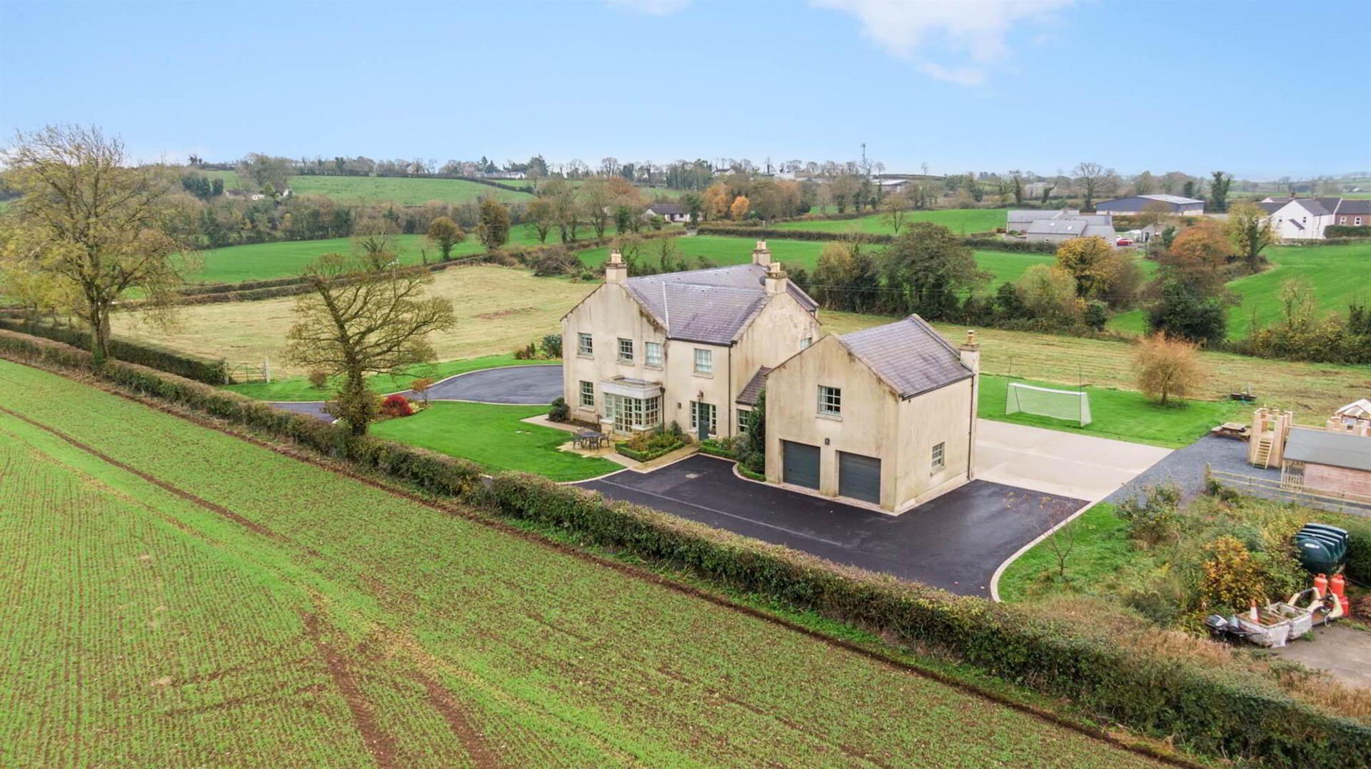 Ballycurran House, 11 Mazeview Road