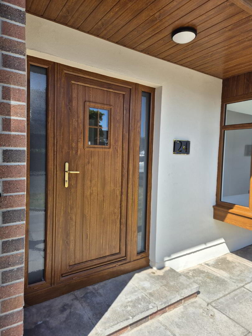 24 Hawood Way 3 of 44