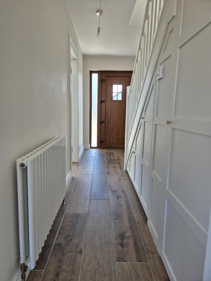 24 Hawood Way 21 of 44