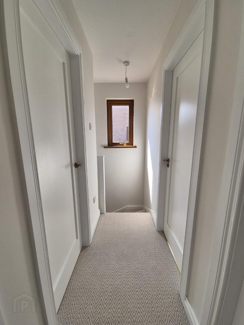 24 Hawood Way 36 of 44
