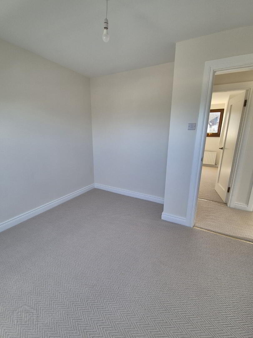 24 Hawood Way 33 of 44