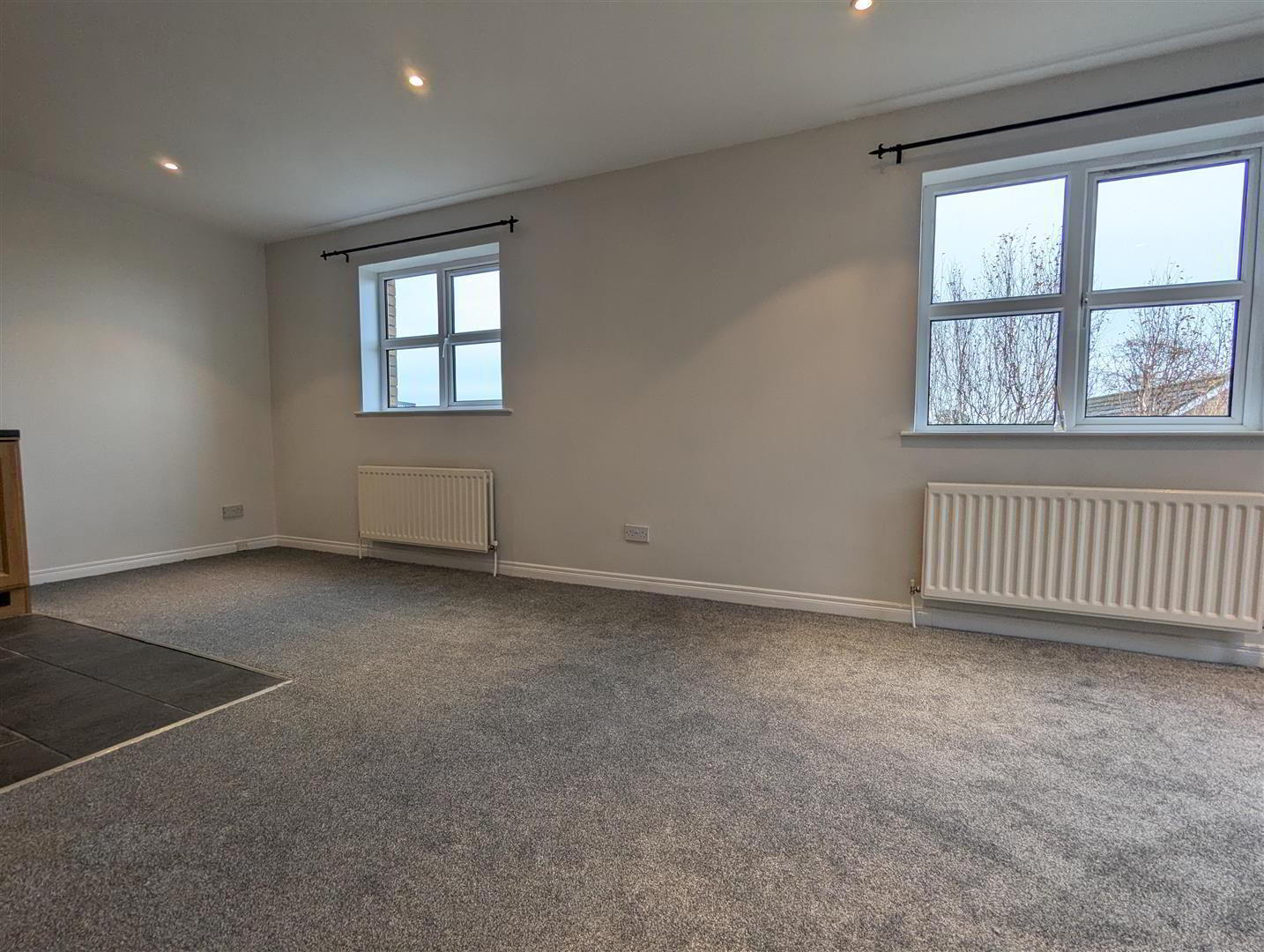 2 Lawnfield Grove 6 of 24
