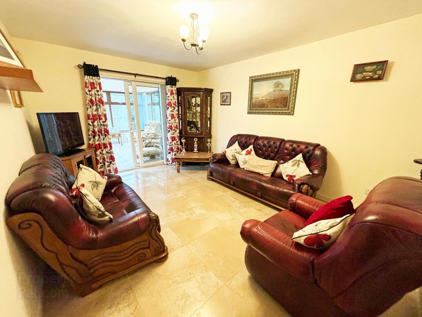10 Knock Eden Close 5 of 44