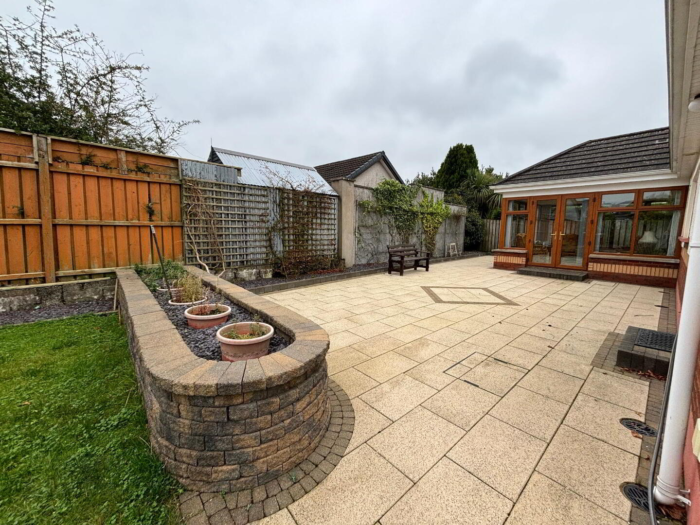 10 Knock Eden Close 42 of 44