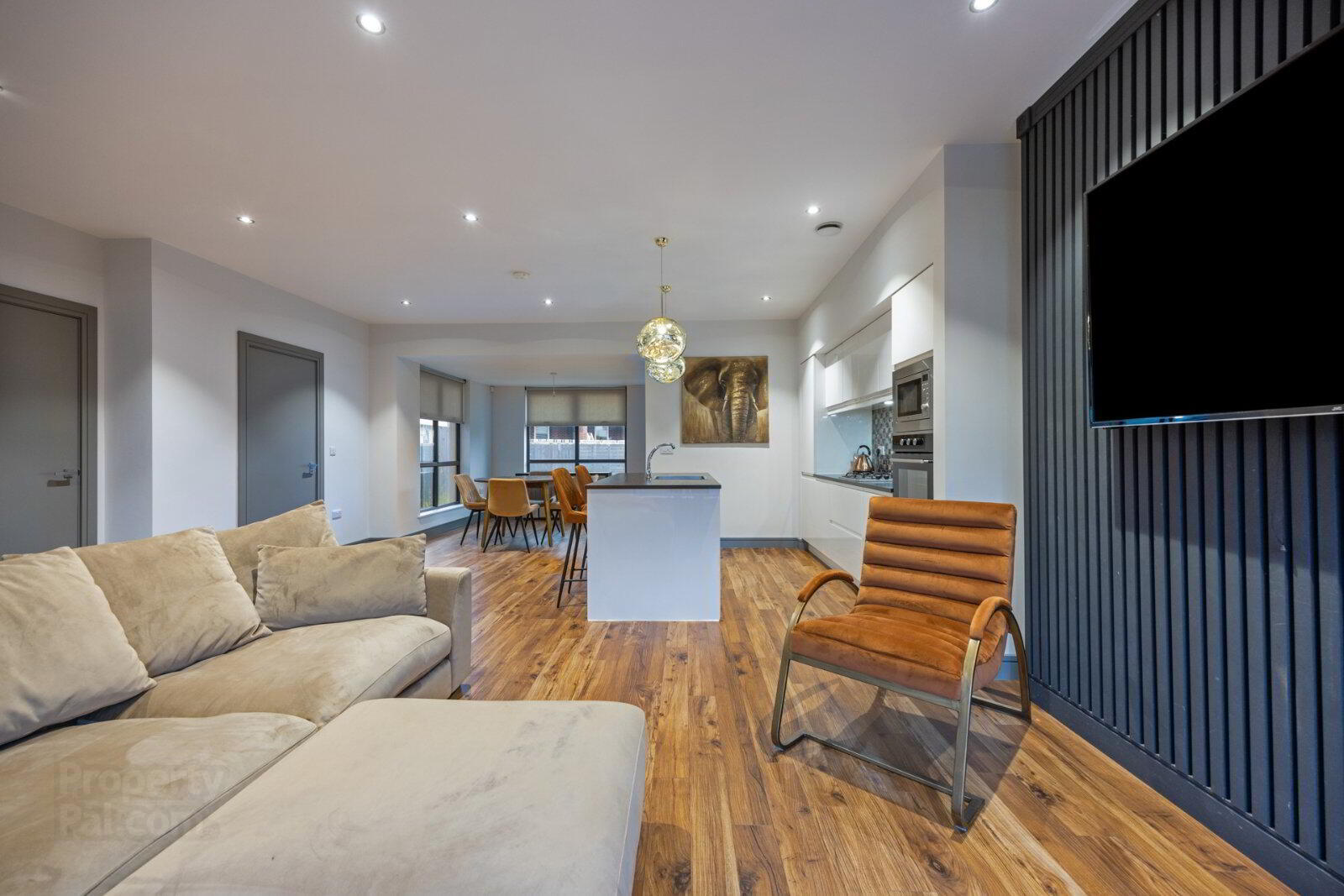 19 Fairfields Glen 8 of 16