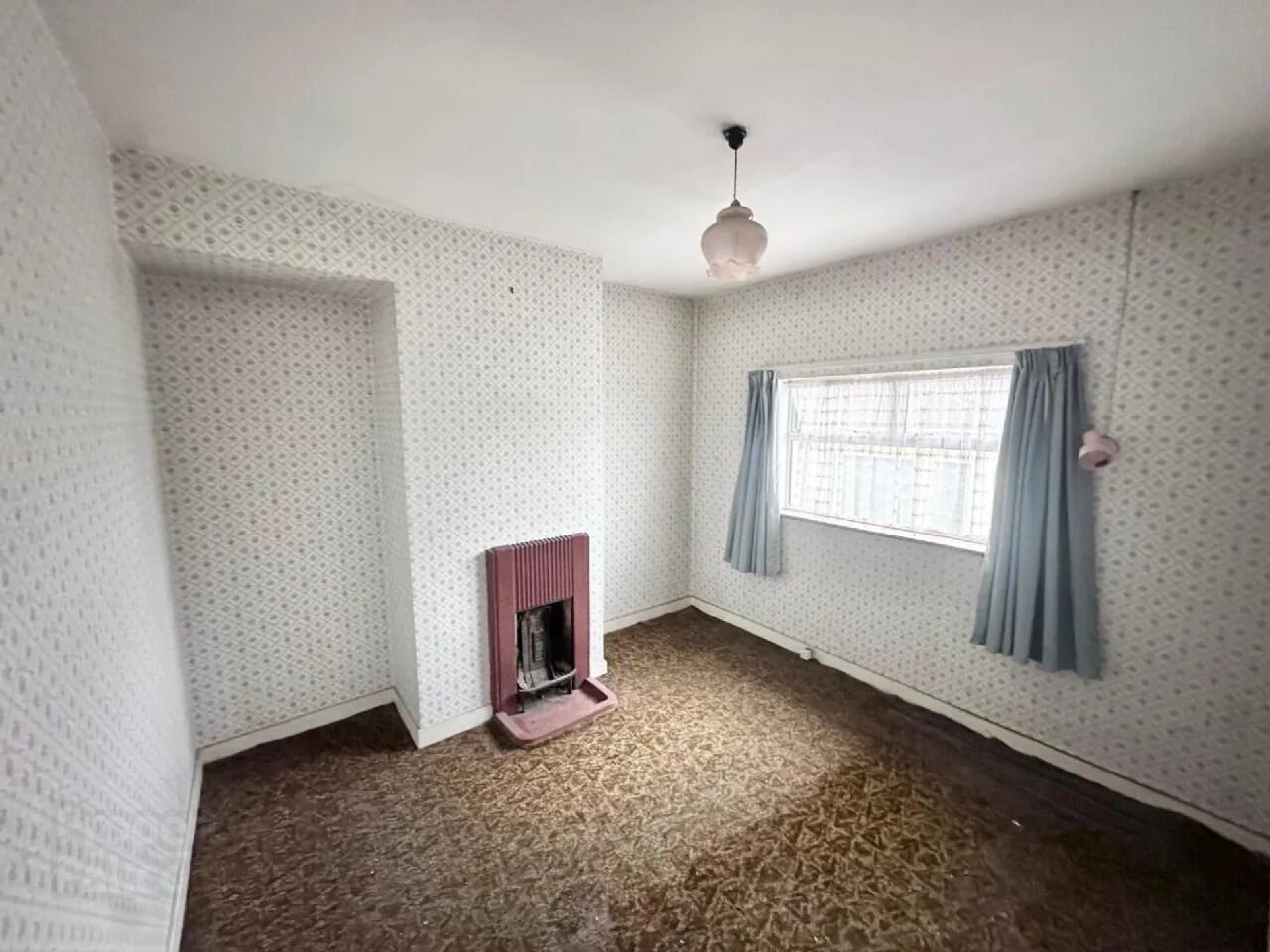 44 Glaslough Street 6 of 8