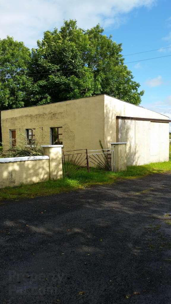 1966 House, Churchpark