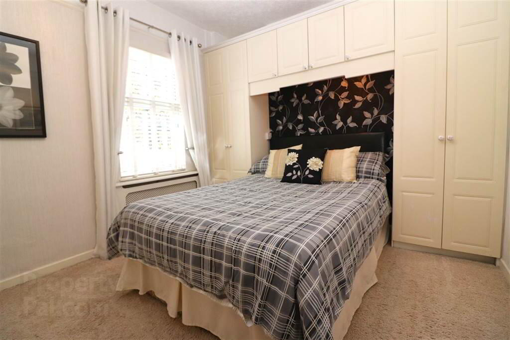 33 Wallace Avenue 10 of 16