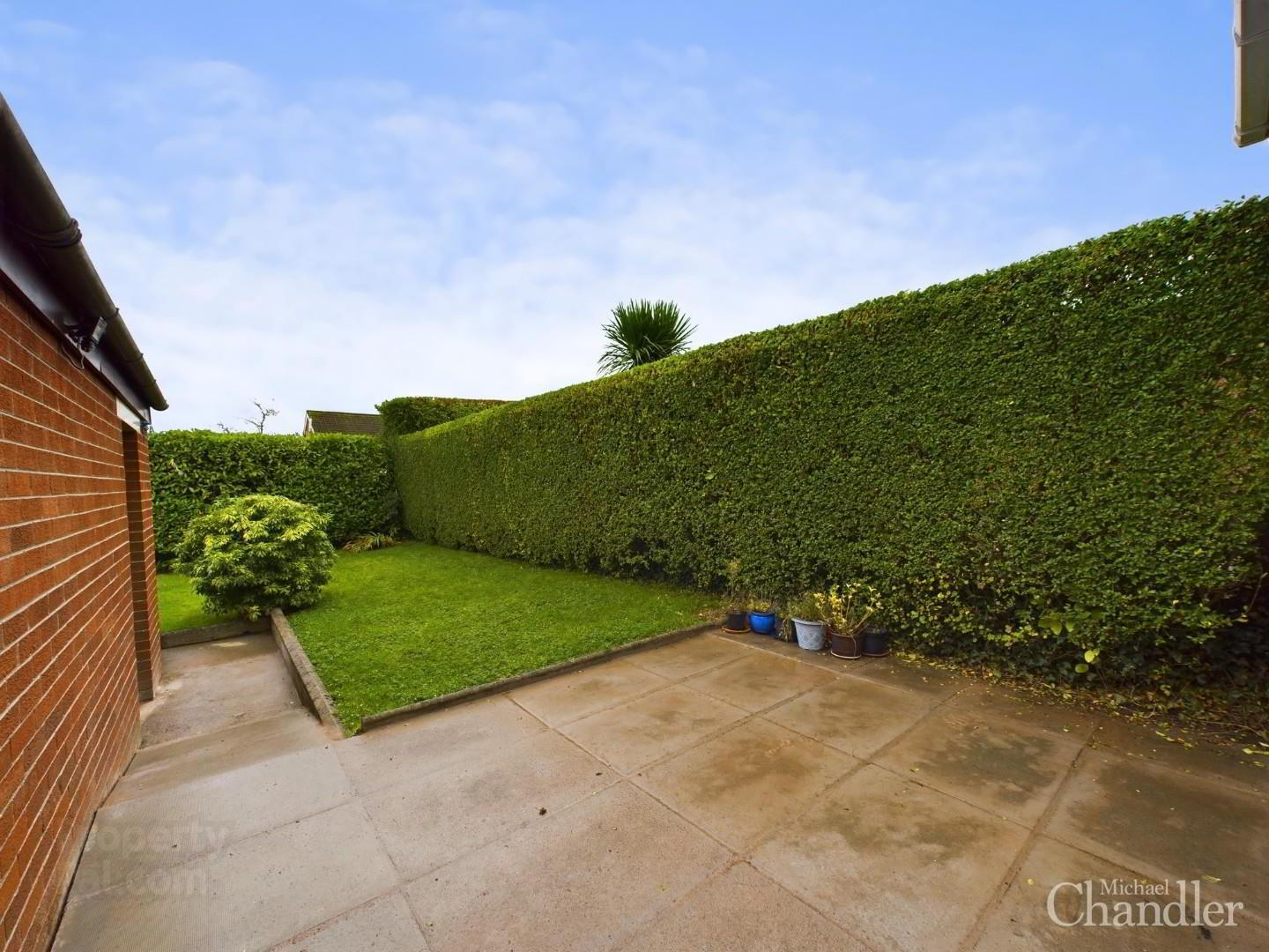 34 Glenholm Park 13 of 16