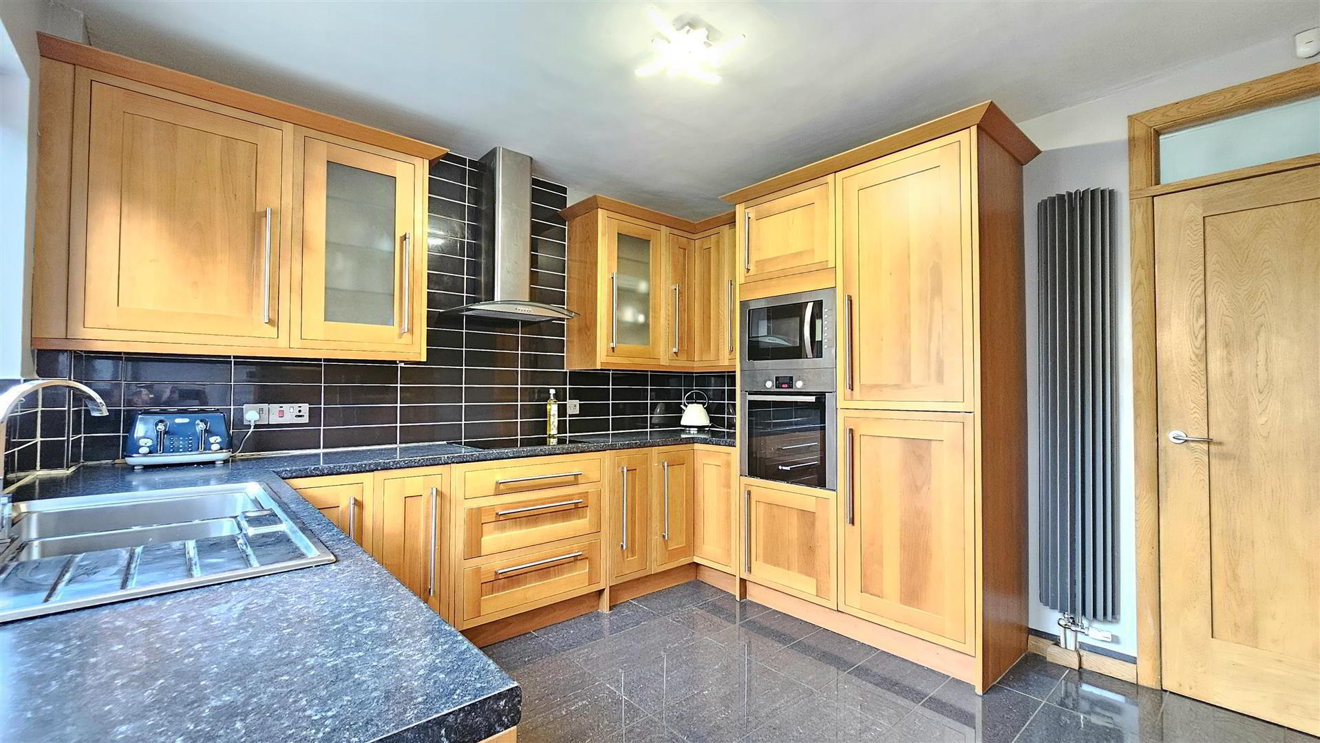 3 De Courcy Avenue 8 of 23