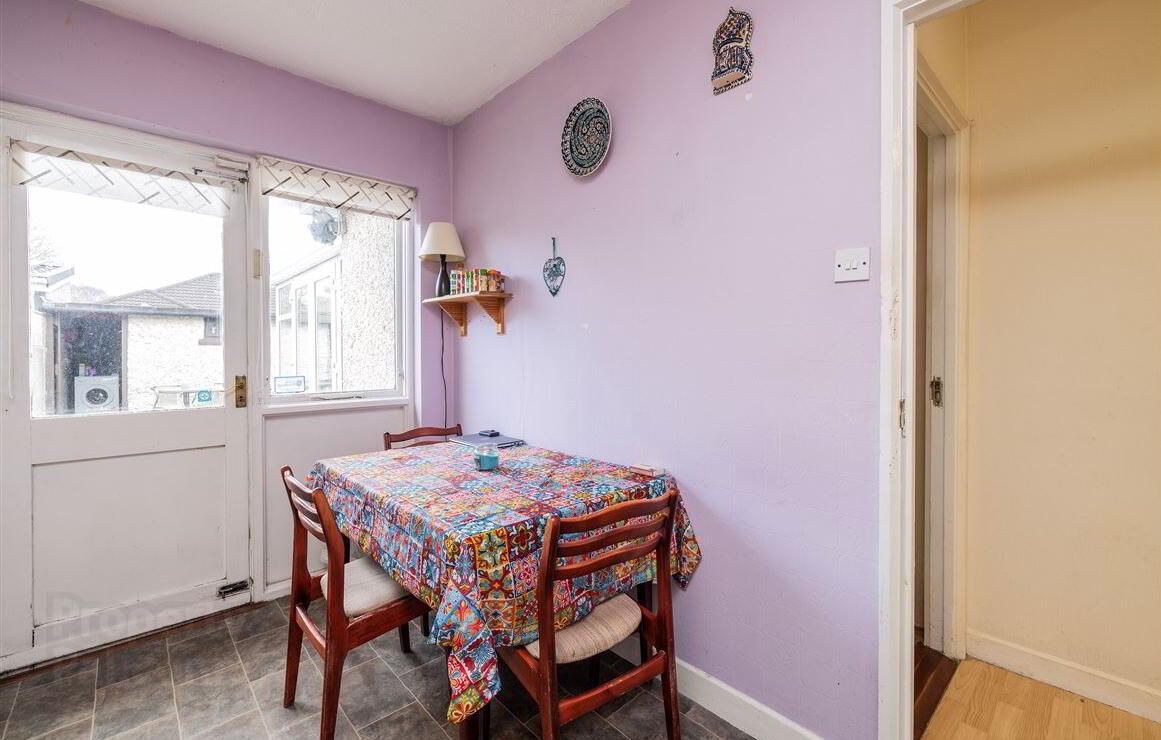 6 Cherrywood Avenue 13 of 24