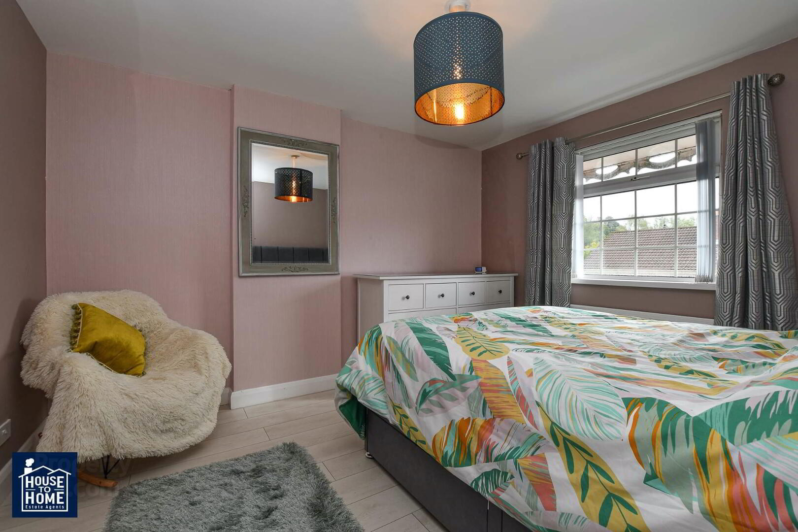 54 Wolfhill Avenue South 16 of 31