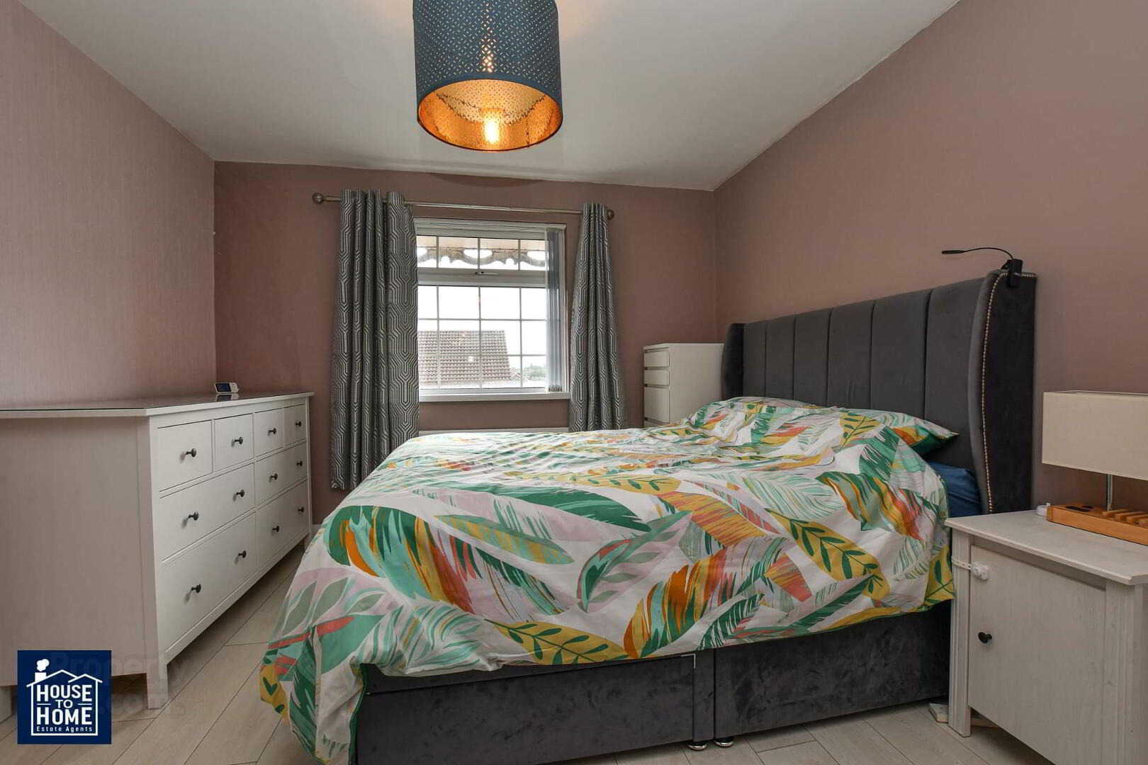54 Wolfhill Avenue South 15 of 31