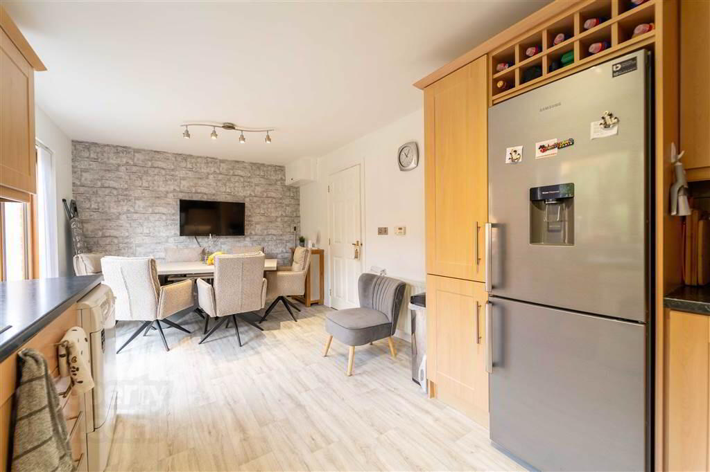 35 Stonebridge Avenue 7 of 25