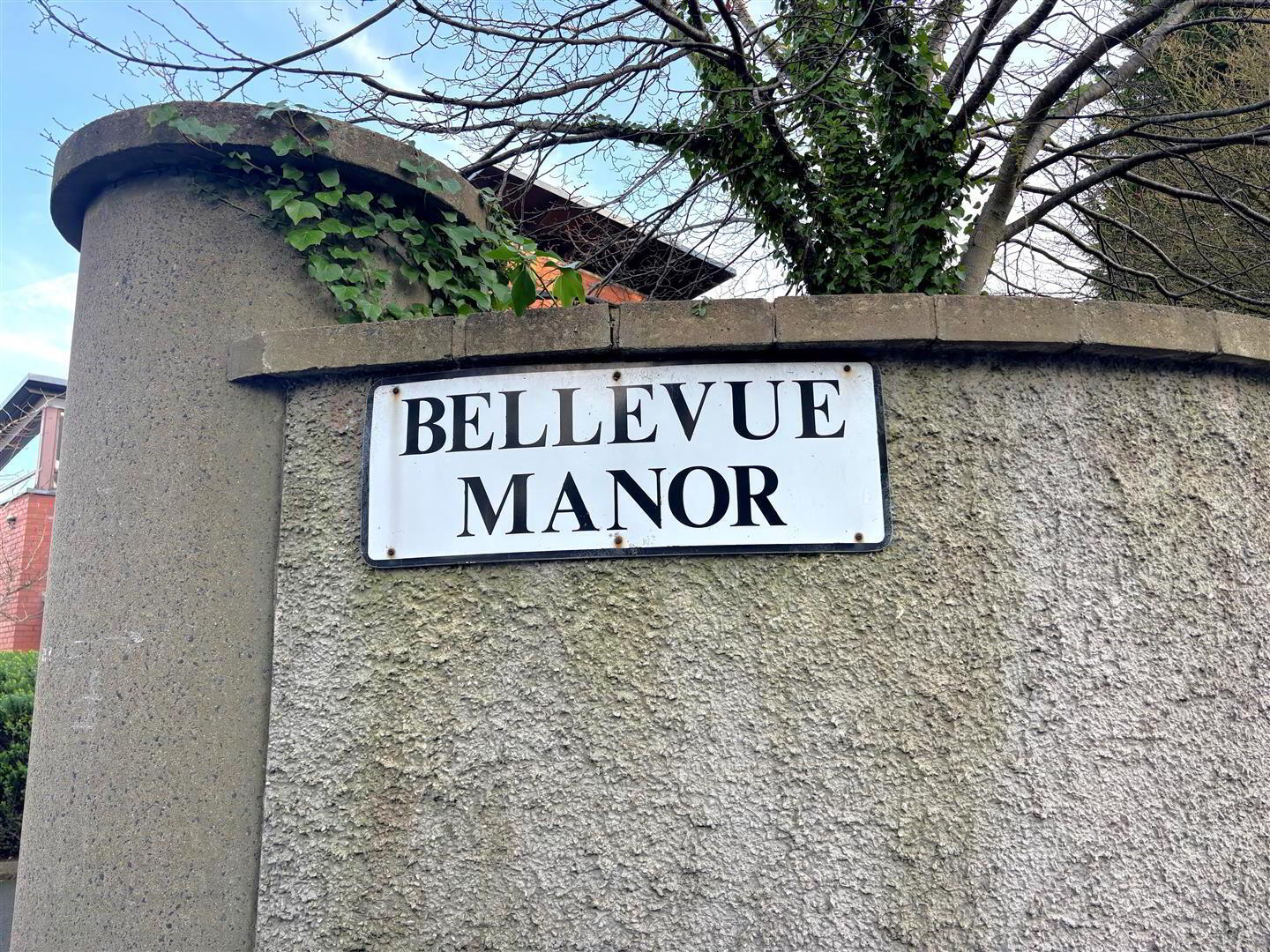 3 Bellevue Manor