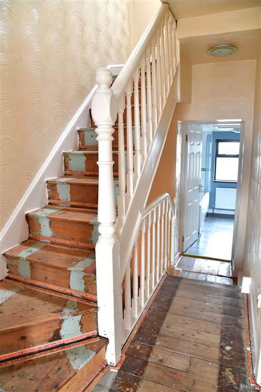 4 Raceview Terrace 20 of 42