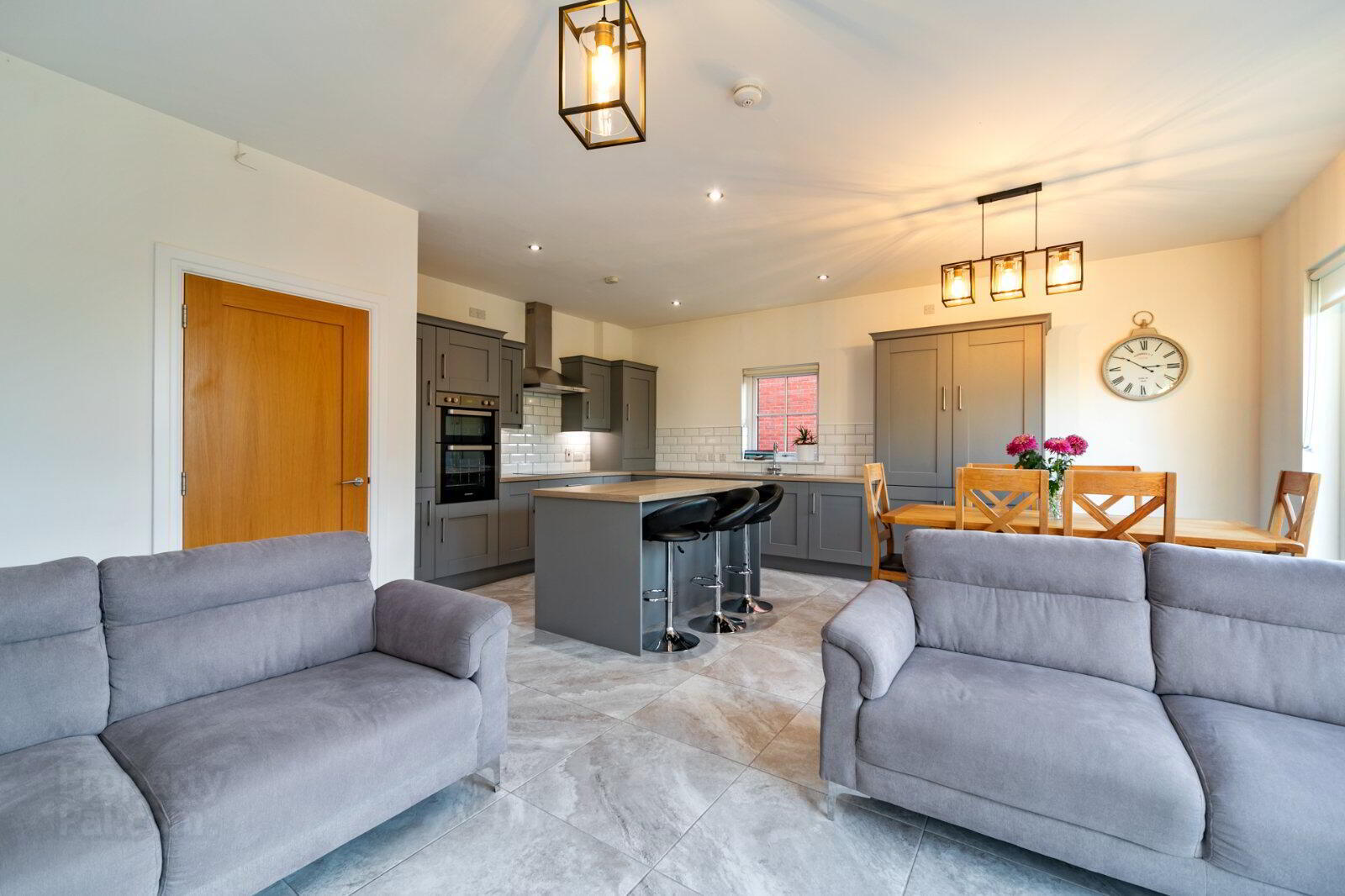 4 Castlegowan Park 6 of 21