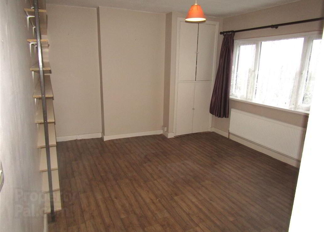 1 Avondale Drive 6 of 8