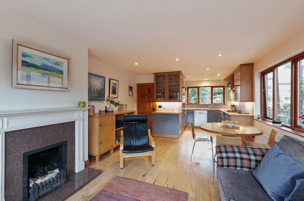 102a Old Holywood Road 4 of 34