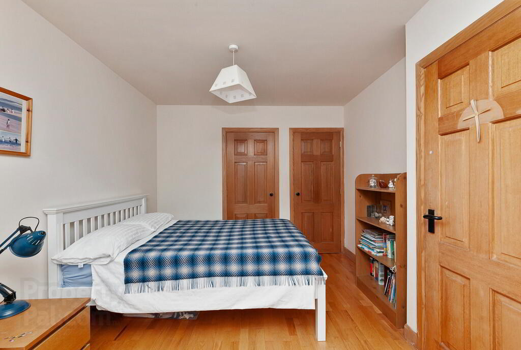 102a Old Holywood Road 21 of 34