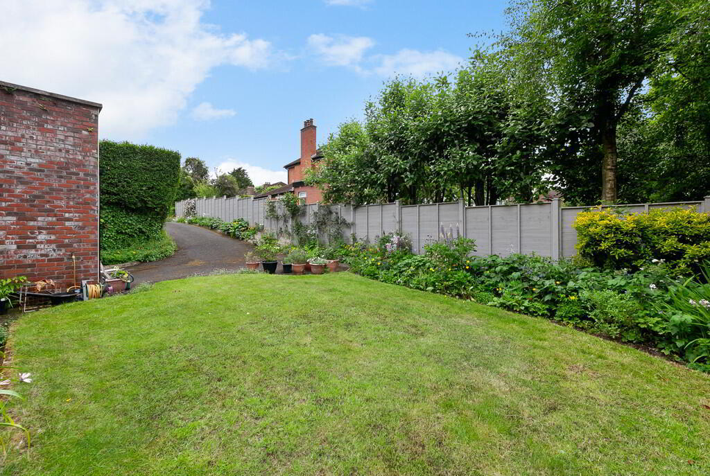 102a Old Holywood Road 33 of 34