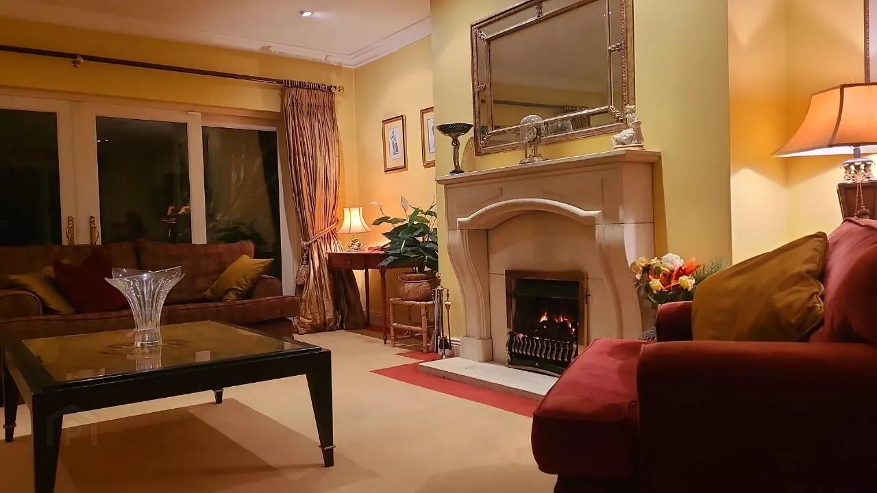 Fairlands, 10 Sli An Aifrinn 23 of 39