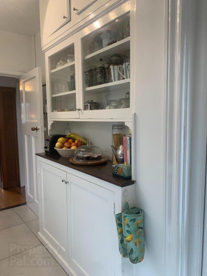 203 Ravenhill Road 17 of 36