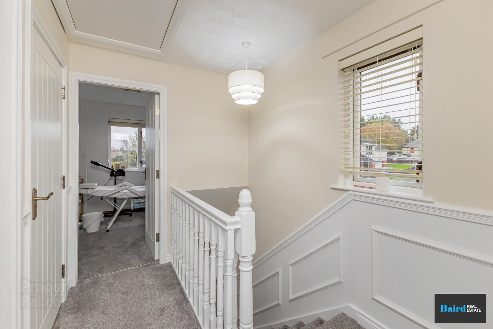 8 Hillview Place 16 of 26