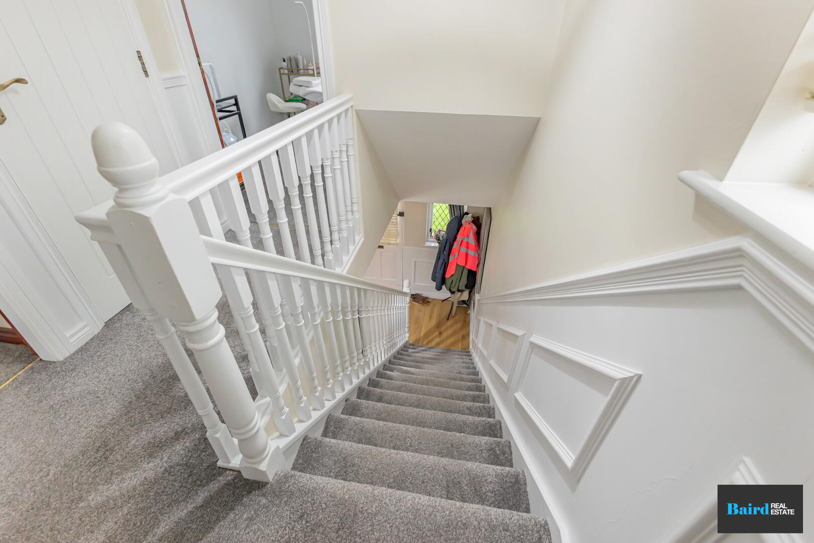 8 Hillview Place 14 of 26