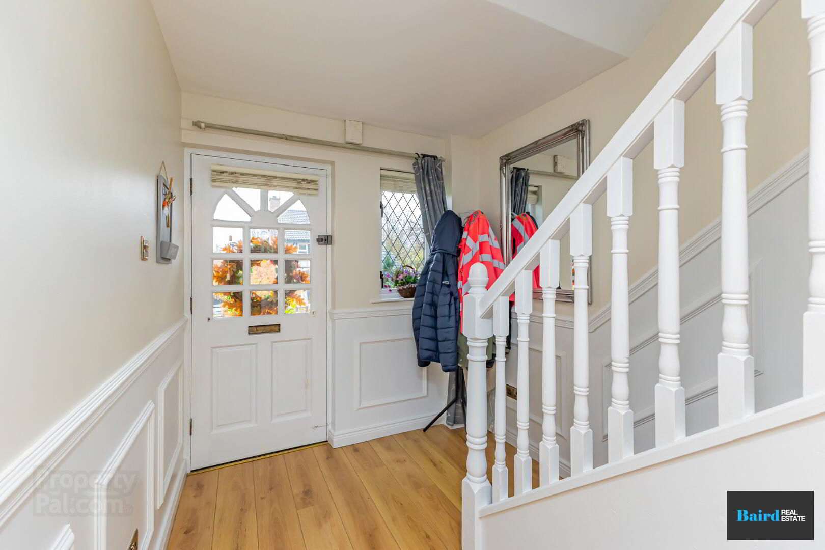 8 Hillview Place 4 of 26
