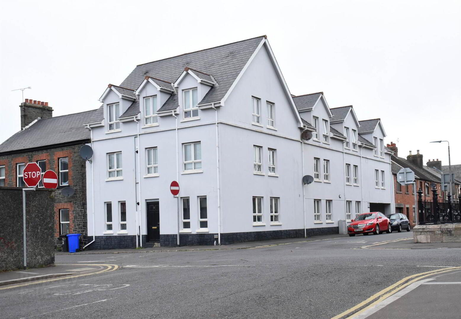 property description image