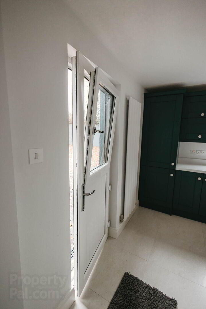29 Nutfield Road 9 of 54