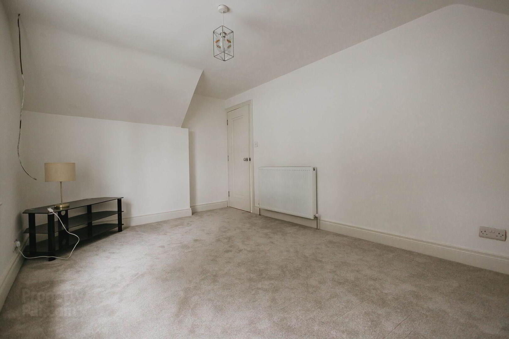 29 Nutfield Road 28 of 54