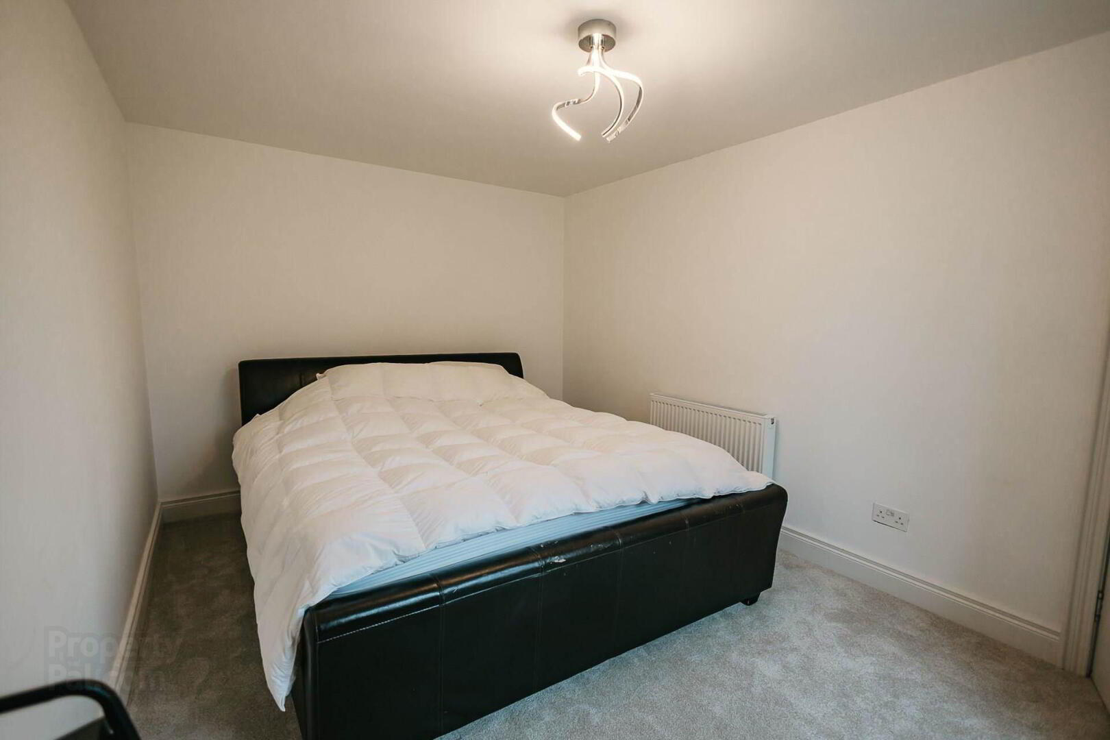 29 Nutfield Road 36 of 54