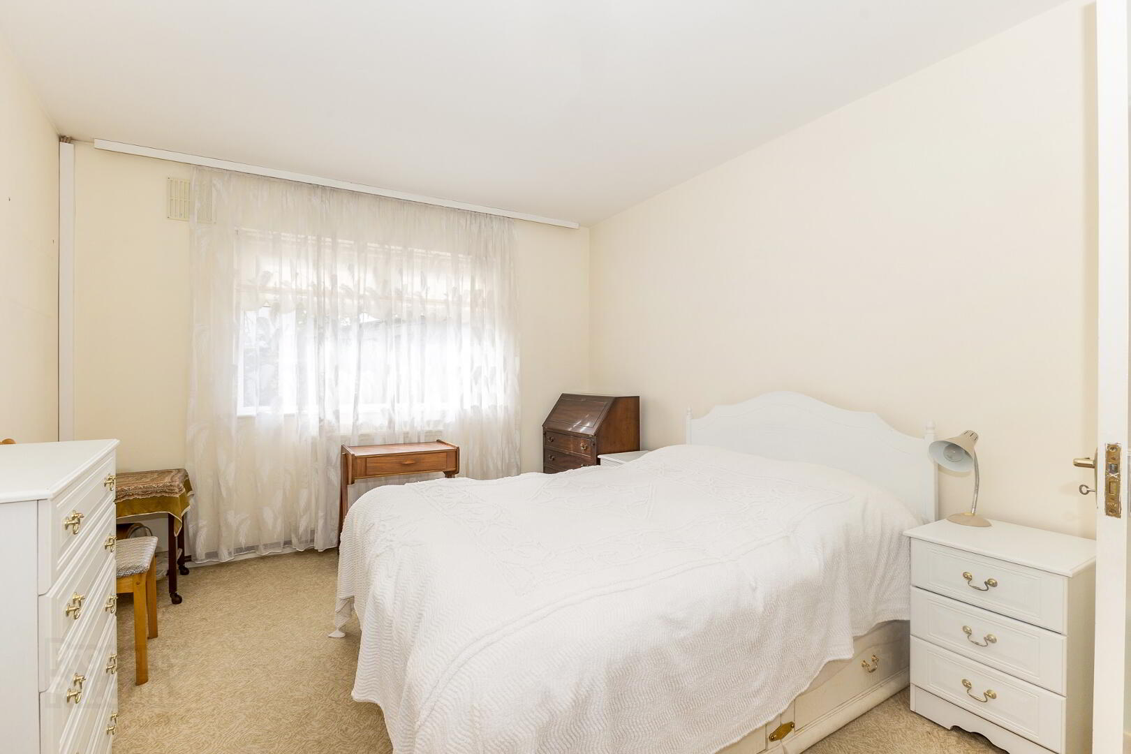 87 Strand Street 9 of 37