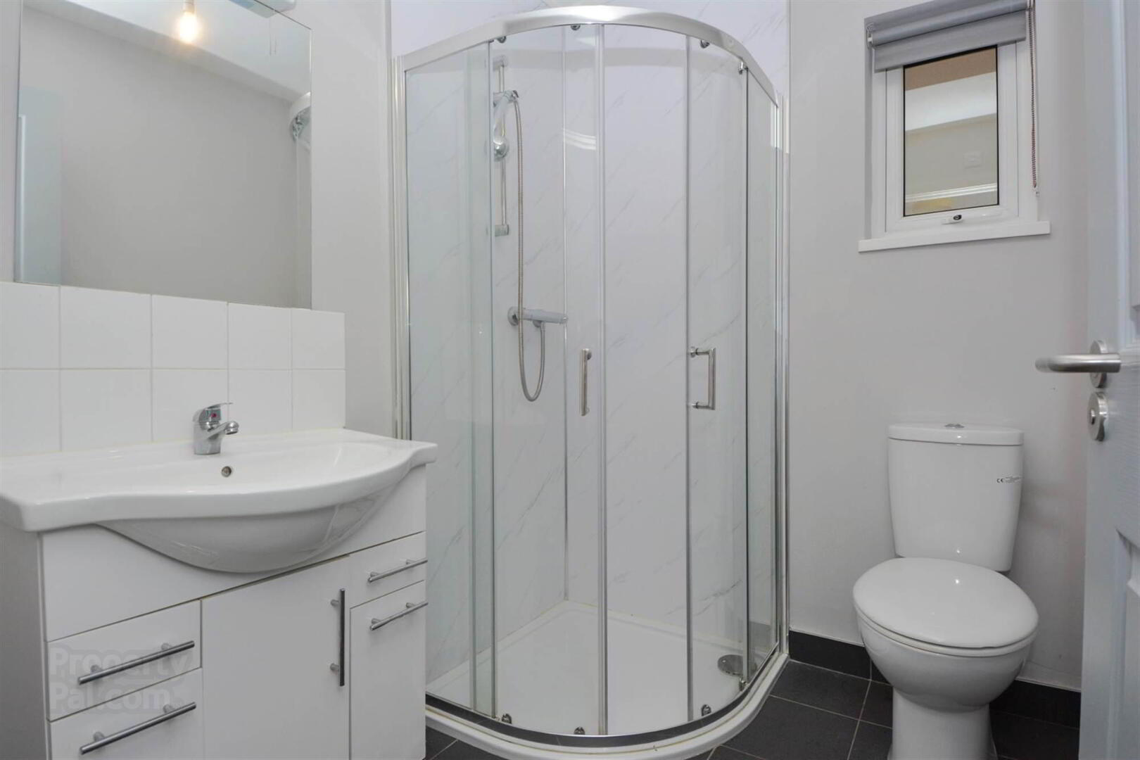10 One Bedroom Apartments @, 63 & 65 Ulsterville Avenue 7 of 25